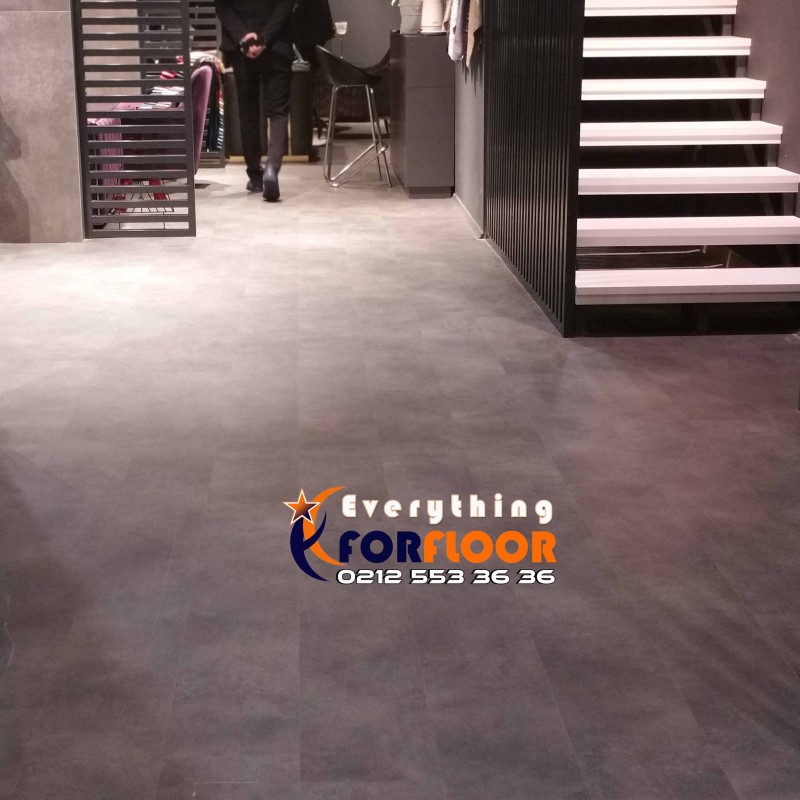 Straforlu Gri Kiralık Parke